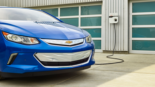 The 2016 Chevy Volt Is $1,175 Cheaper Than The 2015 Chevy Volt